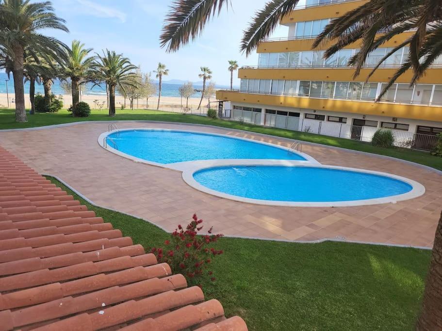 Superbe Apartement En Residence Avec Piscine Росес Екстер'єр фото